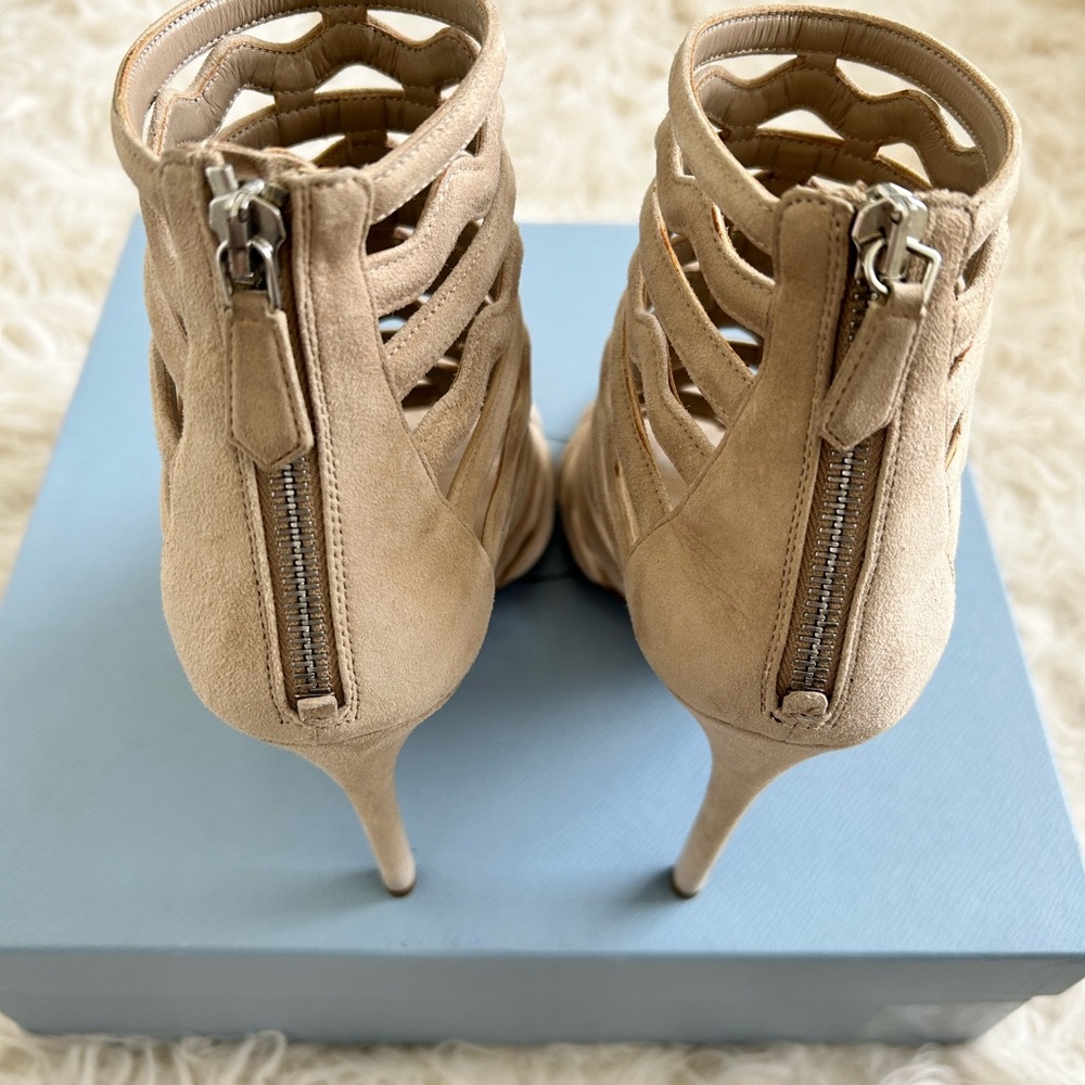 Prada Wavy Suede Caged Heels sz 39 - Picture 4 of 6